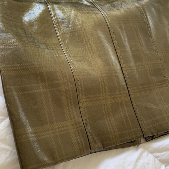 Like New Plaid Pencil Skirt - Picture 4 of 5